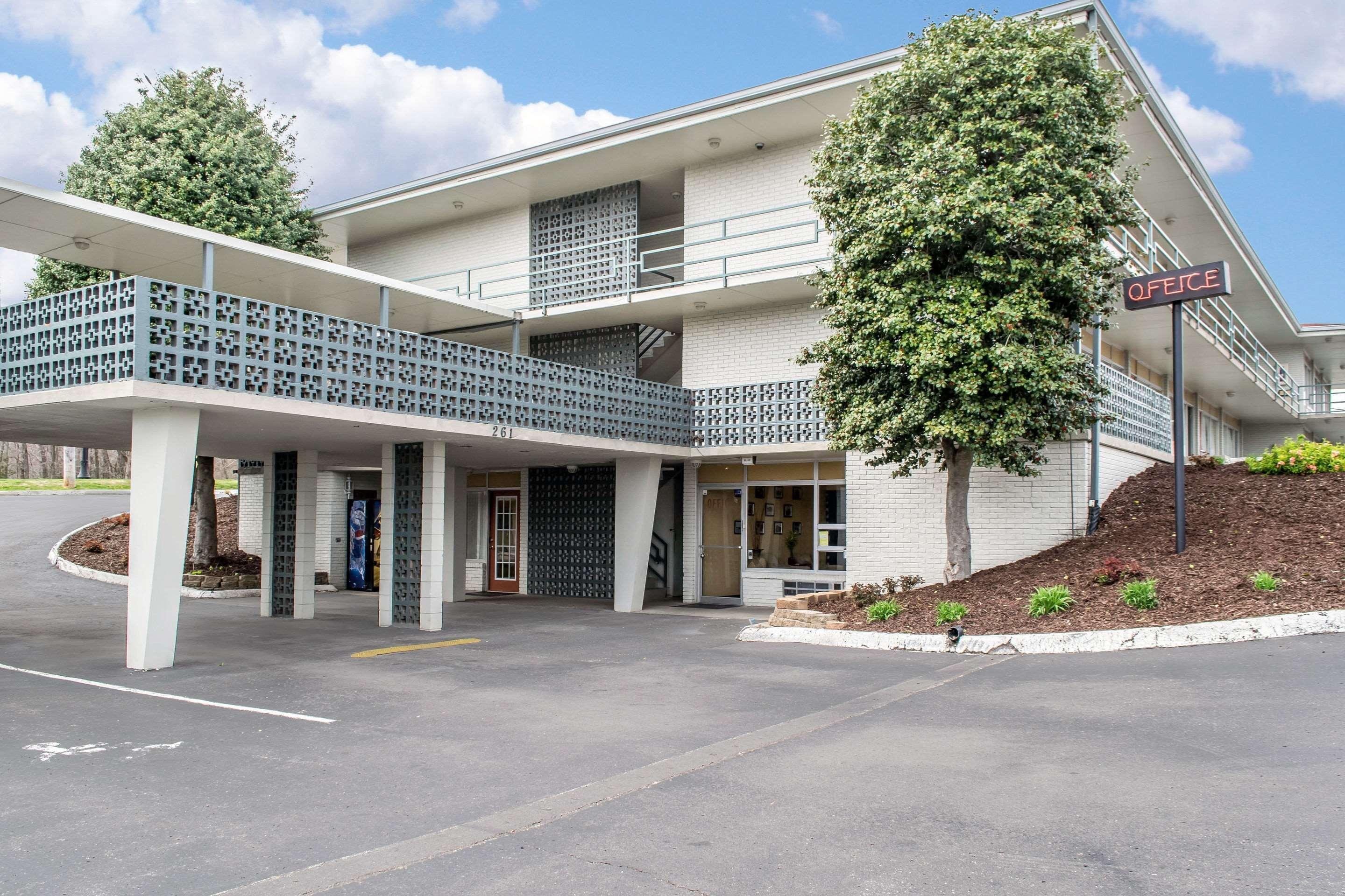 Econo Lodge Fort Knox Radcliff Exterior photo